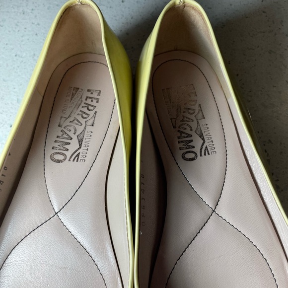Salvatore Ferragamo flats - Picture 9 of 9